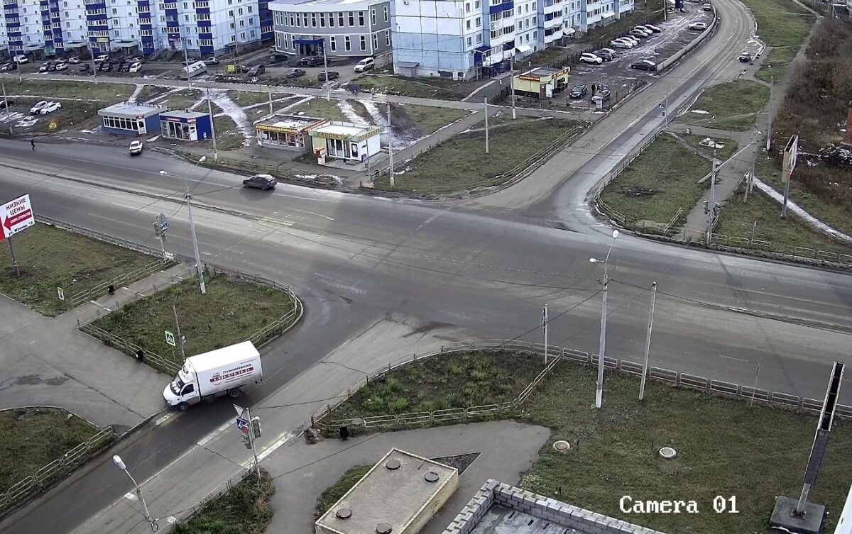 Перекресток ул. Зеленый Лог и ул. Жукова